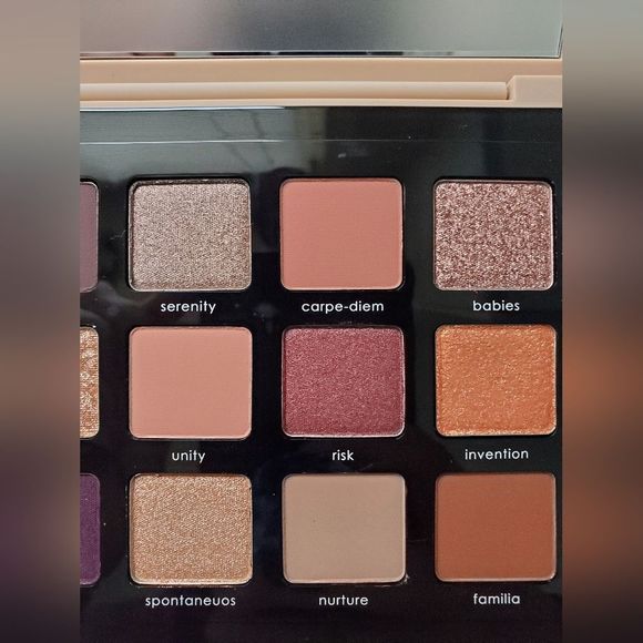 Natasha Denona My Dream Eyeshadow Palette - Picture 5 of 5